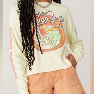 Daydreamer The Beach Boys Sunshine Dream Long Sleeve Crop Medium Tender Yellow